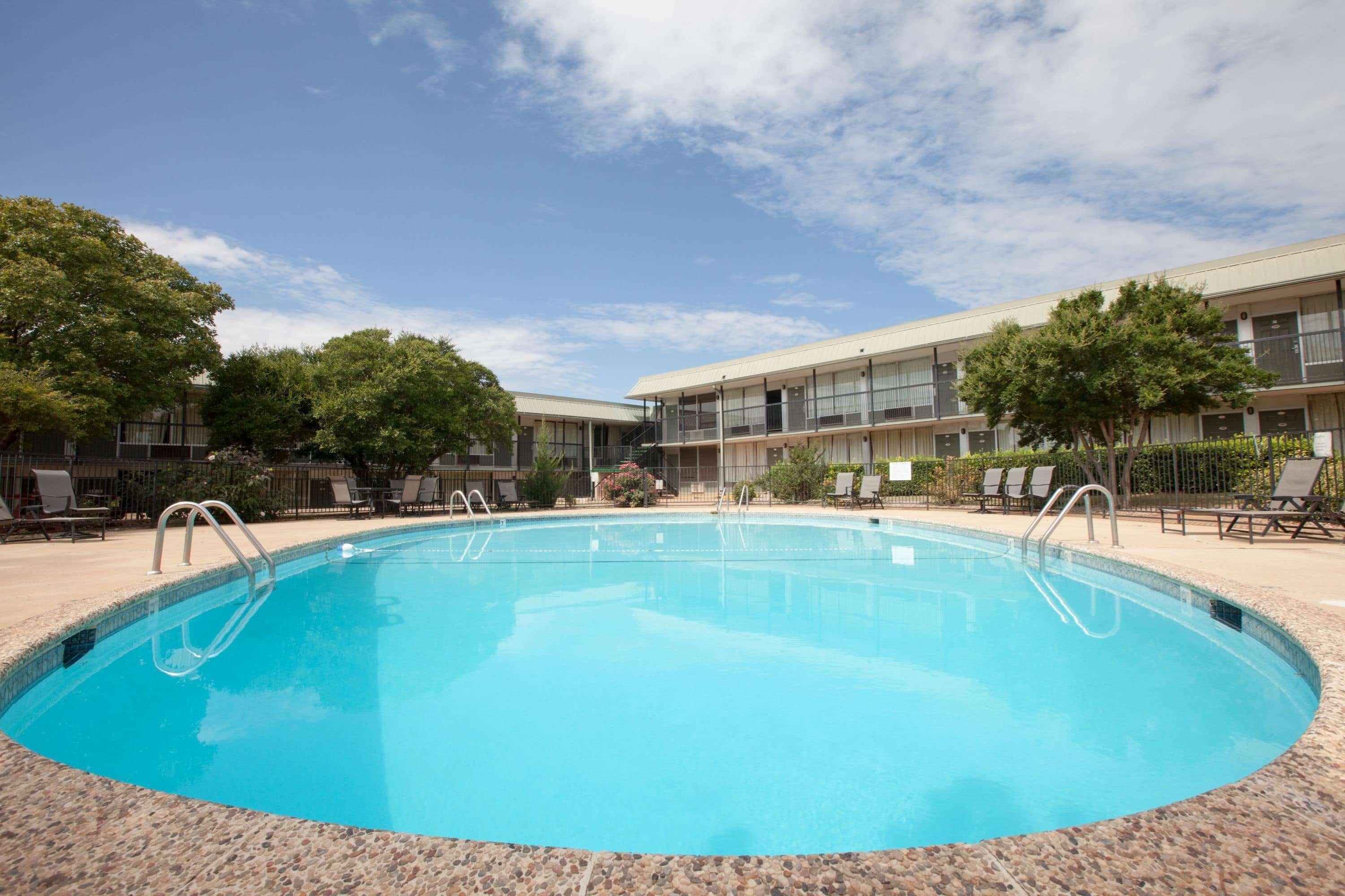 Days Inn By Wyndham Clinton Exterior foto